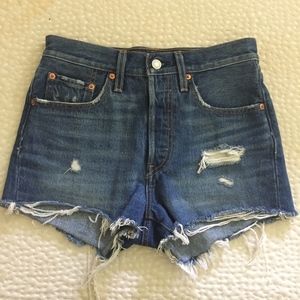 Levis 501 High Rise Shorts W26